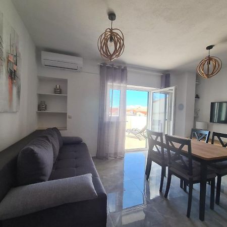 Hello Sunshine - Apartment On The Beach Zubovici Ngoại thất bức ảnh